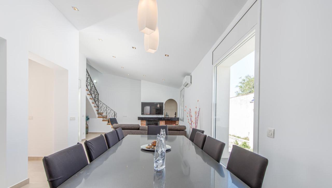 Goldhome - New House With Private Heated Pool, Parking, Wifi, Games Room Empuriabrava Exterior foto